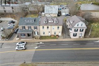 Triplex for Sale, 142 Grand River Street N, Paris, ON