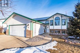 House for Sale, 93 Hathaway Lane, Lacombe, AB