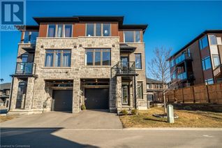 Freehold Townhouse for Sale, 30 Times Square Boulevard Unit# 68, Stoney Creek, ON