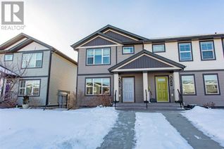 Townhouse for Sale, 12 Hawthorn Place, Sylvan Lake, AB