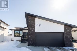 Bungalow for Sale, 49 Clunie Court, Moose Jaw, SK