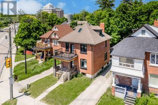 Triplex for Sale, 40 Sophia Street W, Barrie (Queen's Park), ON