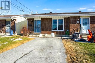 Semi-Detached House for Sale, 29 Union Street S, Mississippi Mills, ON