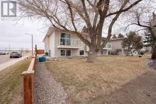 Bungalow for Sale, 905 44 Avenue N #14, Lethbridge, AB