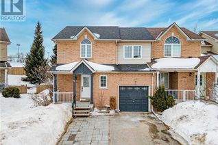 Townhouse for Sale, 95 Trevino Circle, Barrie, ON