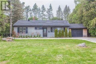 Bungalow for Sale, 1011 Janette Street, Newmarket (Huron Heights-Leslie Valley), ON