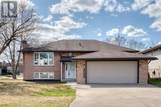 Raised Ranch-Style House for Sale, 12724 Kimberly Court, Tecumseh, ON