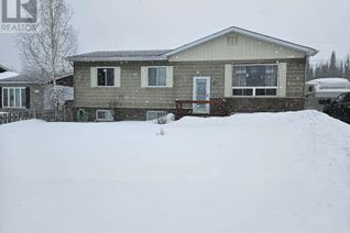 Detached House for Sale, 4 Fisher Ave, Manitouwadge, ON