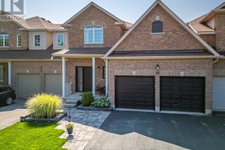 Freehold Townhouse for Sale, 14 Thomas Drive, Collingwood, ON