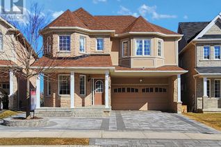 Detached House for Sale, 218 Karl Rose Trail, Newmarket (Woodland Hill), ON