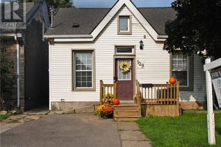 Semi-Detached House for Sale, 129 Birge Street, Hamilton, ON