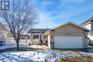 Bungalow for Sale, 1845 11 Avenue, Wainwright, AB