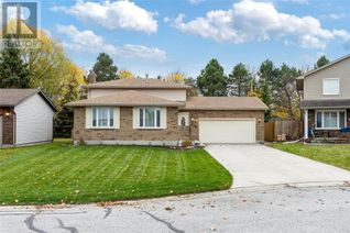 Backsplit for Sale, 125 Conestoga Drive, Sarnia, ON