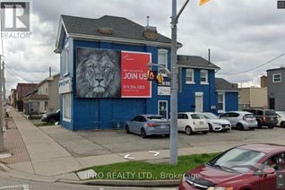 Duplex for Sale, 208 Market Street, Brantford, ON