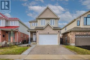 Detached House for Sale, 65 Colton Circle, Kitchener, ON