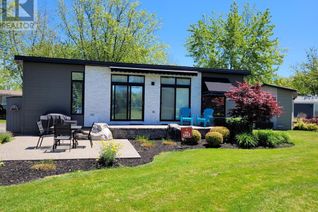 Cottage for Sale, 981 County Rd 2 #704, Lakeshore, ON
