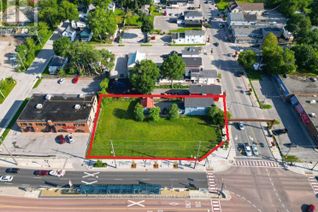 Commercial/Retail Property for Sale, 11 Main St (432/438 Davis) E, Newmarket (Central Newmarket), ON