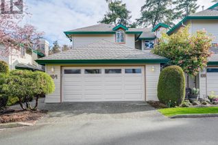 Townhouse for Sale, 530 Marsett Pl #104, Saanich, BC Townhouse for Sale, 530 Marsett Pl #104, Saanich, BC
