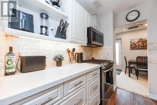 Property for Sale, 2485 Woking Crescent #408, Mississauga (Sheridan), ON Property for Sale, 2485 Woking Crescent #408, Mississauga (Sheridan), ON