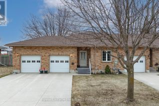 Townhouse for Sale, 243 Martha Street, Goderich (Goderich (Town)), ON Townhouse for Sale, 243 Martha Street, Goderich (Goderich (Town)), ON