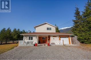 House for Sale, 2862 Roseland Avenue, Terrace, BC