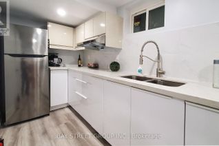 Bungalow for Rent, 46 Lowcrest Boulevard #Bsmt 1, Toronto (Tam O'Shanter-Sullivan), ON