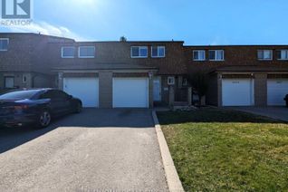 Townhouse for Sale, 3081 Bridletowne Circle, Toronto (L'Amoreaux), ON Townhouse for Sale, 3081 Bridletowne Circle, Toronto (L'Amoreaux), ON