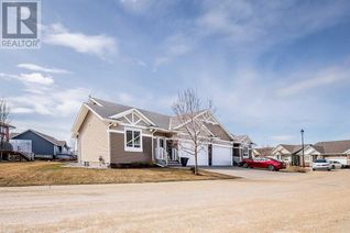 Property for Sale, 15 Beardsley Crescent, Lacombe, AB Property for Sale, 15 Beardsley Crescent, Lacombe, AB