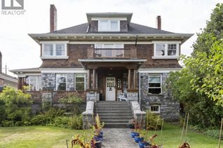 Detached House for Sale, 1617 W Grand Boulevard, North Vancouver, BC