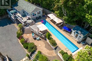 Detached House for Sale, 121 Duke Street, Chester, NS