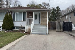 Bungalow for Rent, 111 Bayview Parkway #Main, Newmarket (Huron Heights-Leslie Valley), ON