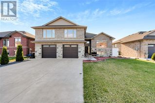 Raised Ranch-Style House for Sale, 1370 Deer Run Trail, Lakeshore, ON