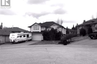 Property for Sale, 105 Parker Place, Hinton, AB Property for Sale, 105 Parker Place, Hinton, AB
