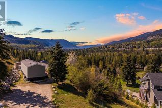 Property for Sale, 924 Waterloo Road, Castlegar, BC Property for Sale, 924 Waterloo Road, Castlegar, BC