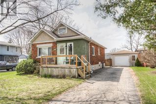 Bungalow for Sale, 46 2 Avenue, Kitchener, ON