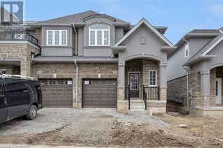 Townhouse for Rent, 11 Linden Park Lane, Hamilton, ON