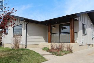 Property for Sale, 664 12 Avenue, Carstairs, AB