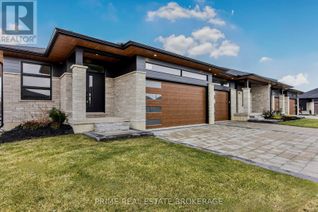 Bungalow for Sale, 14 Coastal Crescent #49, Lambton Shores (Grand Bend), ON