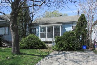 Bungalow for Sale, 35 Stapleton Avenue, Hamilton, ON