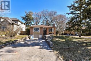 Bungalow for Rent, 445 Willis Drive #Upper, Oakville (WO West), ON