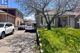 House for Sale, 47 Dovehouse Avenue, Toronto (York University Heights), ON