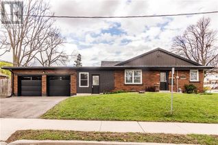 Bungalow for Sale, 44 Christopher Drive, Cambridge, ON