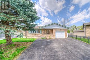 Bungalow for Sale, 22 Hampton Place, Kitchener, ON
