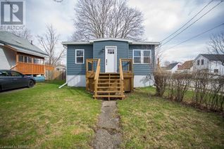 Bungalow for Rent, 20 Park Avenue E, Brantford, ON