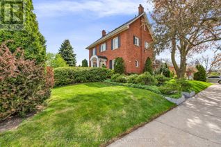 Property for Sale, 30 Norgrove Crescent, Toronto (Willowridge-Martingrove-Richview), ON