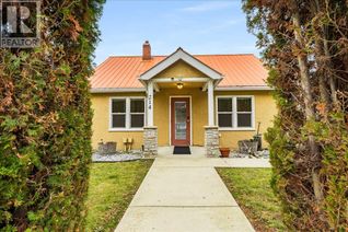 House for Sale, 214 11th Avenue, Castlegar, BC