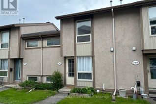Townhouse for Sale, 1957 Stonehenge Crescent, Ottawa, ON Townhouse for Sale, 1957 Stonehenge Crescent, Ottawa, ON