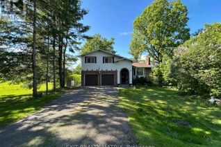 Sidesplit for Sale, 2535 Third Street, Ottawa, ON Sidesplit for Sale, 2535 Third Street, Ottawa, ON