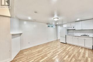 Bungalow for Rent, 116 Cherrywood Drive #BSMT 2, Newmarket (Bristol-London), ON