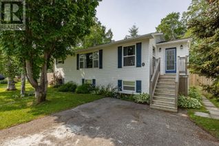Detached House for Sale, 6 Dawe Place, Pasadena, NL Detached House for Sale, 6 Dawe Place, Pasadena, NL